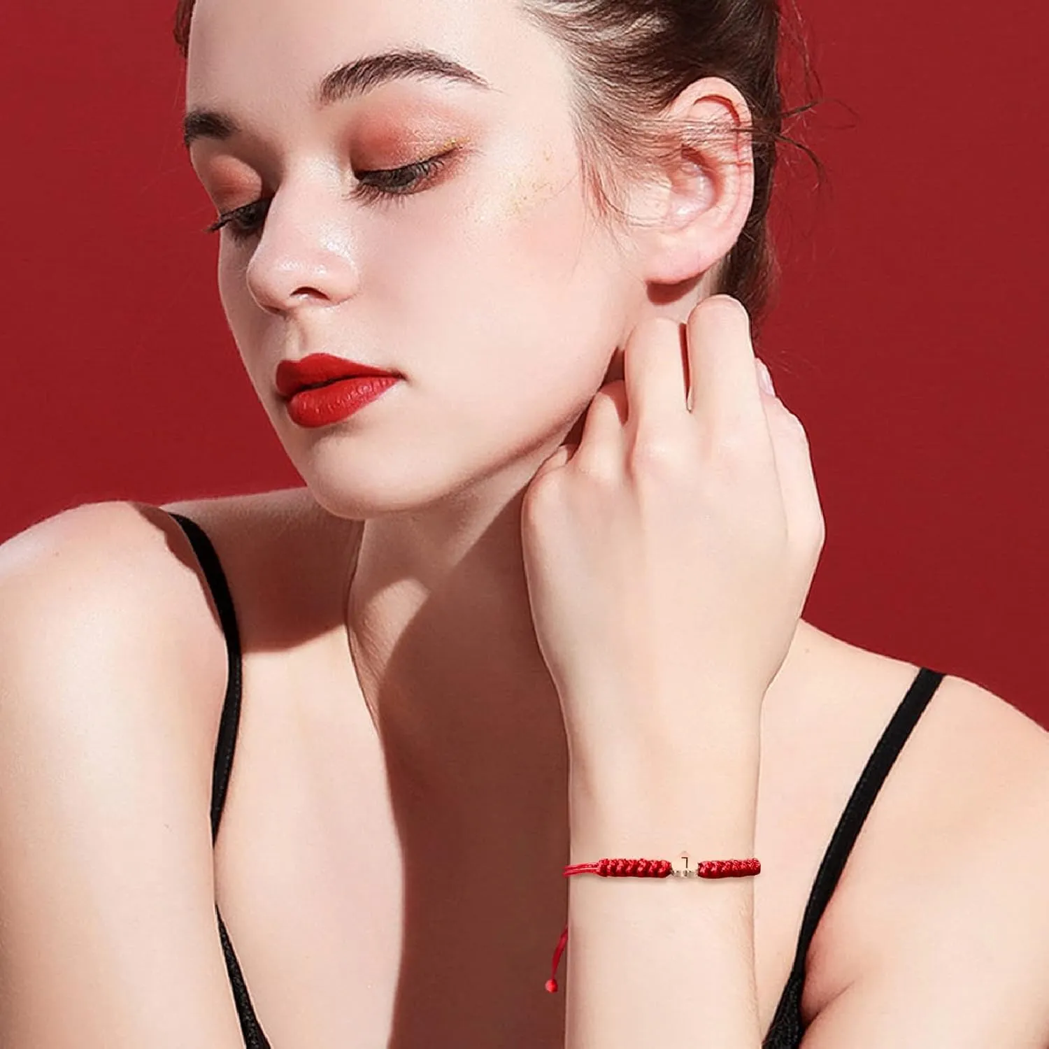 Red Initial Bracelet O Initial Letter Bracelets for Teen Girls Adjustable Red String Bracelets for Women Men Heart Shape Braided Bracelets Personalized Bracelet Birthday Mothers Day Gifts for Mom(O)